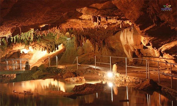 Vrelo-Top-viet-travel