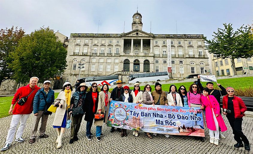 bolsa-lisbon-top-viet-travel