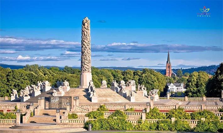 Vigeland-Sculpture-Park-topviettravel