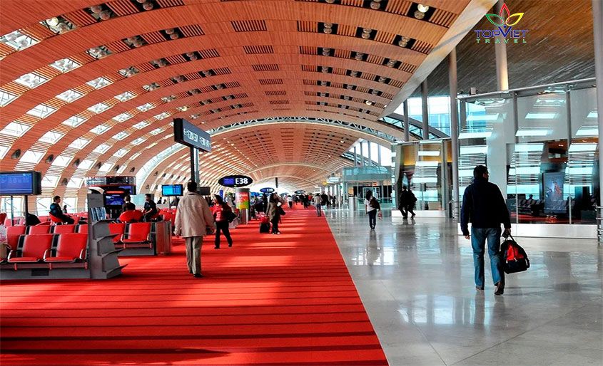 Charles-De-Gaulle-paris-top-viet-travel