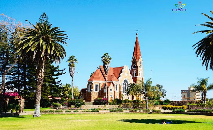 Christuskirche-namibia-top-viet-travel
