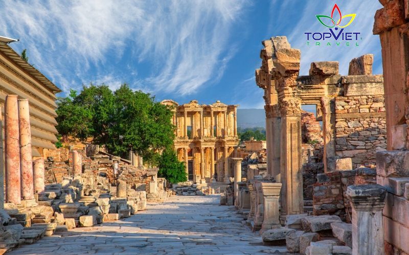 thanh-co-Ephesus-tho-nhi-ki-top-viet-travel