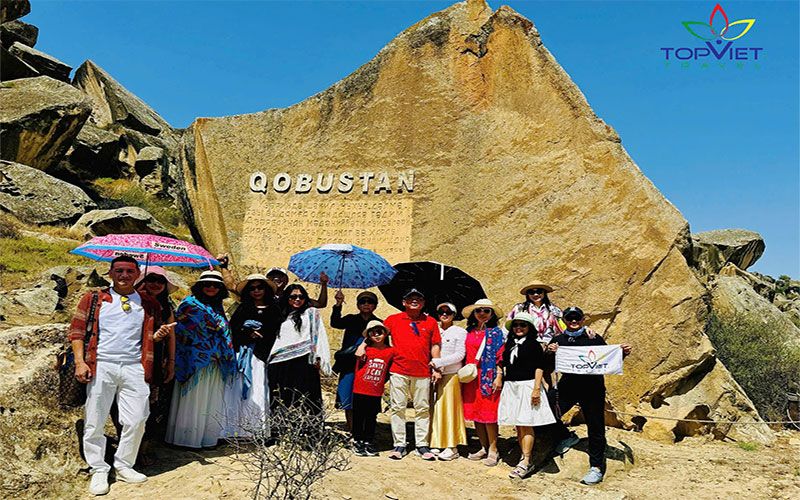 Gobustan-Azerbaijan-top-viet-travel