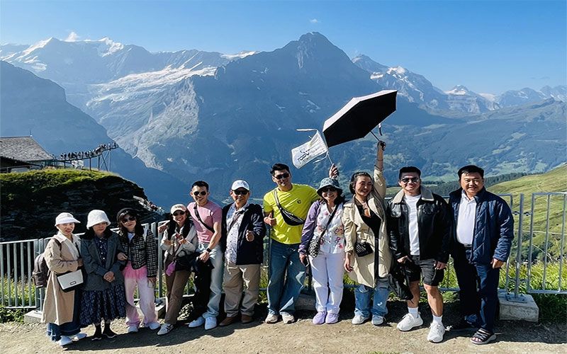 frist-thuy-si-top-viet-travel